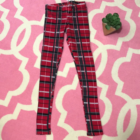 1L LEFT❤️Super Cute Soft Plaid Leggings❤️ - Picture 2 of 2